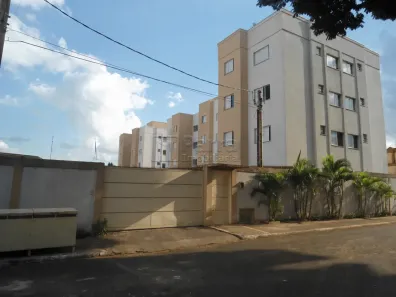 Apartamento com 2 Quartos para alugar, 47m² no Boa Vista, Franca