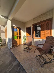 Casa com 3 Quartos à venda, 240m² no Estância Velha, Canoas