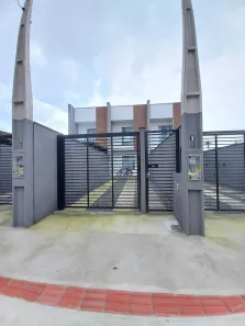 Sobrado com 2 Quartos à venda, 75m² no Aventureiro, Joinville