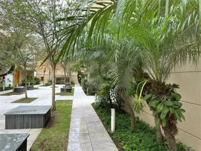 Casa de Condomínio com 4 Quartos à venda, 380m² no Vila Madalena, São Paulo
