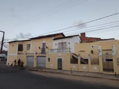 Casa com 3 Quartos à venda, 295m² no Industrial, Aracaju