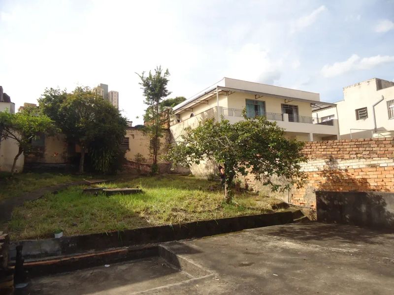Casa com 3 quartos — Caiçaras, Belo Horizonte