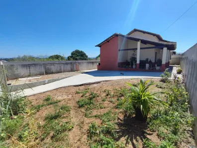 Casa com 2 Quartos à venda, 76m² no Jardim, Saquarema