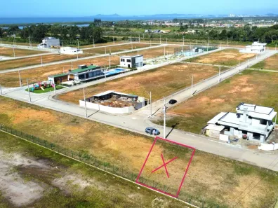 Lote/Terreno à venda, 200m² no Barra do Itapocu, Araquari