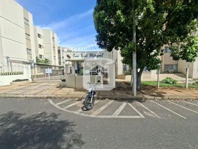 Apartamento com 3 Quartos para alugar, 67m² no Santa Mônica, Uberlândia