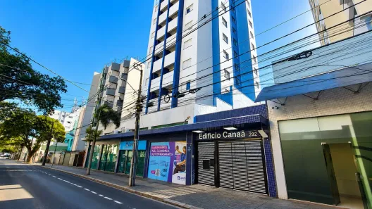 Apartamento com 2 Quartos à venda, 56m² no Zona 7, Maringá