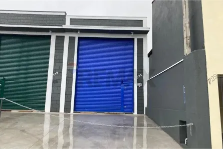 Galpão/Depósito/Armazém para alugar, 135m² no Jardim Alvinópolis, Atibaia