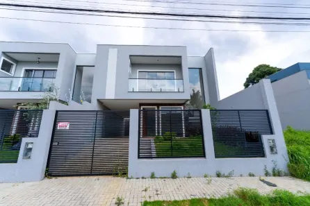 Sobrado com 3 Quartos à venda, 180m² no Vila Bancária, Campo Largo
