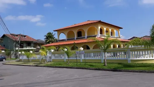Sobrado com 5 Quartos à venda, 350m² no Vargem Pequena, Rio de Janeiro