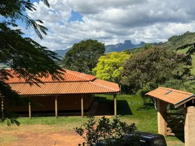 Fazenda/Sítio com 3 Quartos à venda, 2200m² no , São Bento do Sapucaí