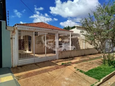 Casa com 3 Quartos à venda, 99m² no Bairro São Pedro, Campo Grande