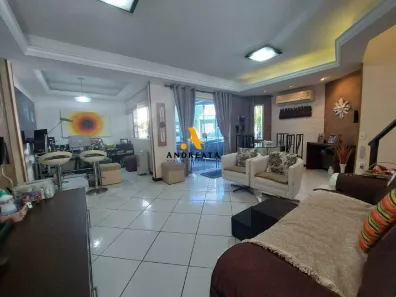 Casa de Condomínio com 3 Quartos à venda, 200m² no Recreio dos Bandeirantes, Rio de Janeiro