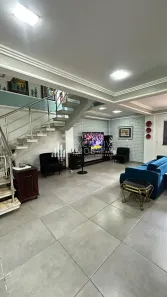 Casa com 4 Quartos para alugar, 230m² no Coqueiro, Ananindeua