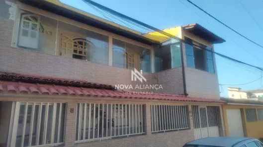 Casa com 3 Quartos para alugar, 260m² no Centro de Vila Velha, Vila Velha