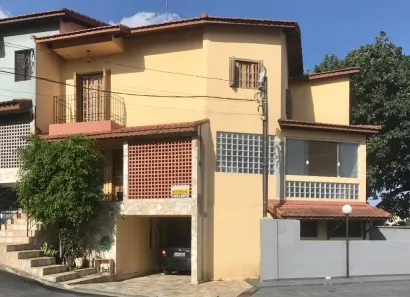 Casa com 2 Quartos à venda, 195m² no Jardim Avenida, São Paulo