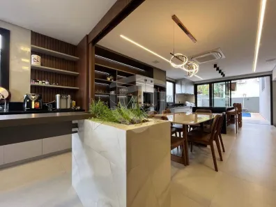 Casa de Condomínio com 3 Quartos à venda, 300m² no Residencial Lago Sul, Bauru