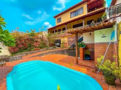 Casa com 5 Quartos à venda, 420m² no Maravista, Niterói