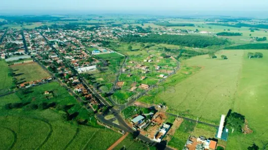Lote/Terreno à venda, 220m² no Jardim do Bosque 2, Palestina