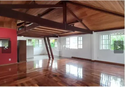 Casa com 1 Quarto à venda, 80m² no Badu, Niterói