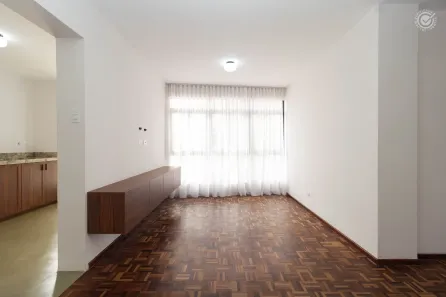 Apartamento com 3 Quartos para alugar, 94m² no Centro, Curitiba