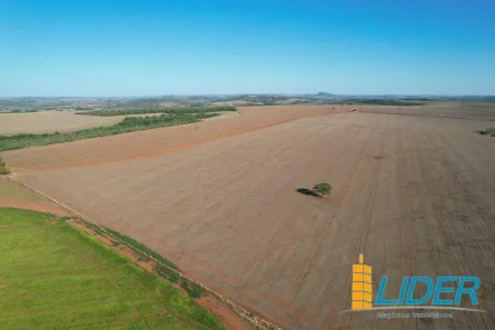 Fazenda/Sítio à venda, 716m² no Área Rural de Morrinhos, Morrinhos