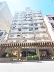 Apartamento com 2 Quartos à venda, 75m² no Centro Histórico, Porto Alegre
