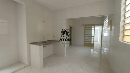 Casa com 3 Quartos para alugar, 250m² no Centro, Taubaté