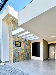 Casa com 3 Quartos à venda, 100m² no Jardim Alvorada, Maringá
