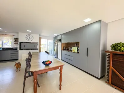 Casa com 3 Quartos à venda, 317m² no Centro, Flores da Cunha