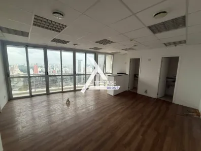 Sala Comercial para alugar, 90m² no Vila São Francisco (Zona Sul), São Paulo