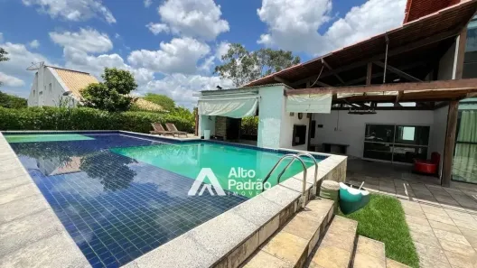 Casa de Condomínio com 5 Quartos para venda ou aluguel, 550m² no , Sairé