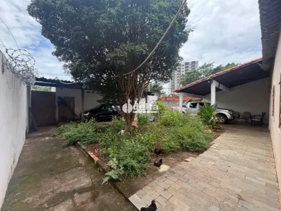 Casa com 3 Quartos à venda, 226m² no Saraiva, Uberlândia