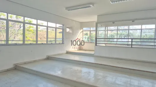 Ponto Comercial para alugar, 1700m² no Cruzeiro do Sul, Juiz de Fora