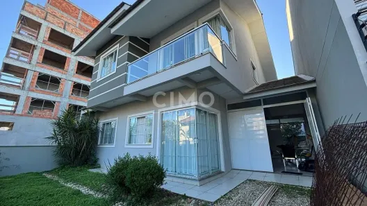 Casa com 5 Quartos para venda ou aluguel, 150m² no Itacolomi, Balneário Piçarras