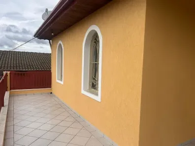 Casa com 3 Quartos para alugar, 120m² no Tulipas, Jundiaí