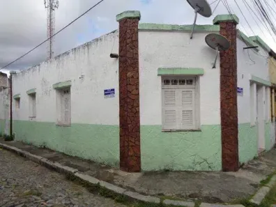 Casa com 4 Quartos para alugar, 95m² no Centro, Fortaleza