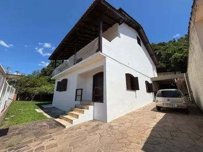 Casa com 3 Quartos à venda, 240m² no Partenon, Porto Alegre
