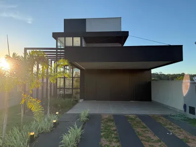 Casa de Condomínio com 3 Quartos à venda, 186m² no Jardins Parma, Senador Canedo