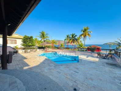 Casa de Condomínio com 3 Quartos à venda, 205m² no Camboinhas, Niterói
