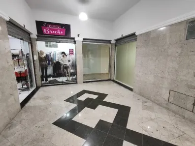 Ponto Comercial para alugar, 43m² no Centro, Curitiba