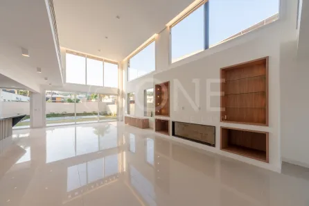 Casa de Condomínio com 3 Quartos para alugar, 380m² no Vila Nova, Porto Alegre