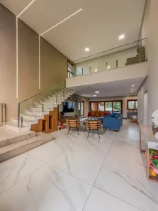 Casa com 4 Quartos para alugar, 278m² no Manguinhos, Serra