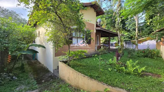 Casa com 5 Quartos à venda, 147m² no Balneário Copacabana, Caraguatatuba
