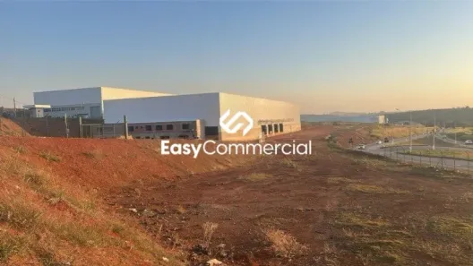 Galpão/Depósito/Armazém para alugar, 5580m² no Aeroporto, Varginha