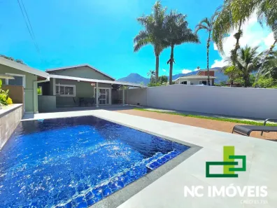Casa de Condomínio com 3 Quartos à venda, 150m² no Mar Verde, Caraguatatuba