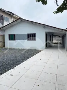 Casa com 3 Quartos à venda, 251m² no Petrópolis, Joinville