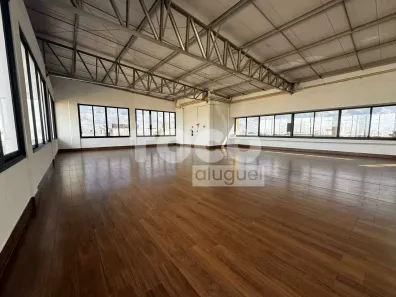Sala Comercial para alugar, 210m² no Nossa Senhora Aparecida, Uberlândia