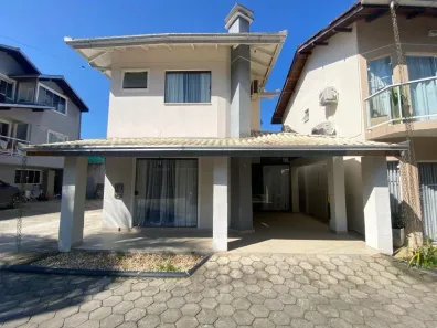 Casa de Condomínio com 2 Quartos à venda, 119m² no Várzea do Ranchinho, Camboriú