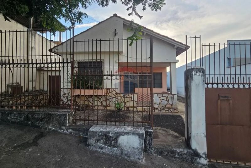 Casa com 2 quartos — Santa Branca, Belo Horizonte