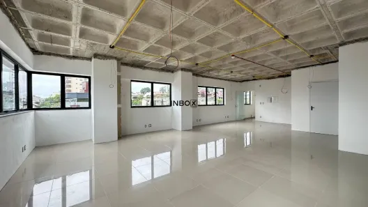Sala Comercial para alugar, 67m² no Centro, Bento Gonçalves